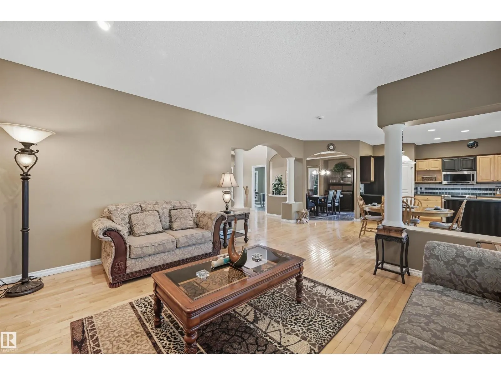 2007 HADDOW DR NW