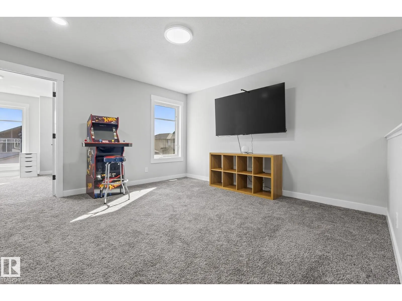 9704 224 ST NW