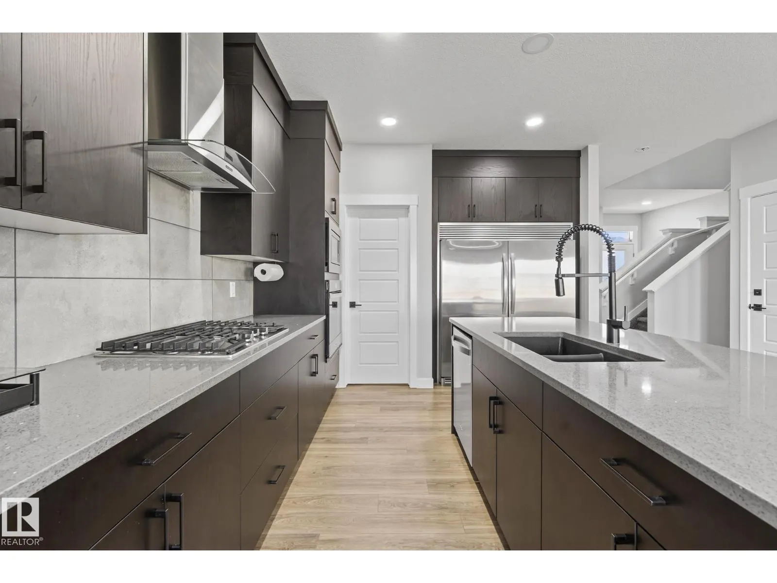 9704 224 ST NW