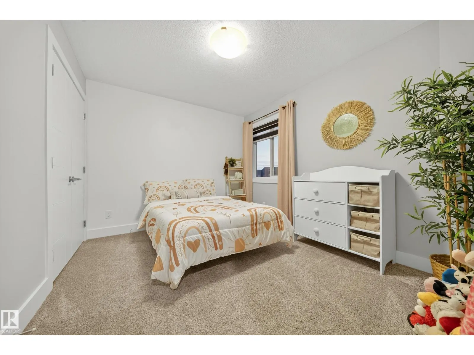 5553 POIRIER WY