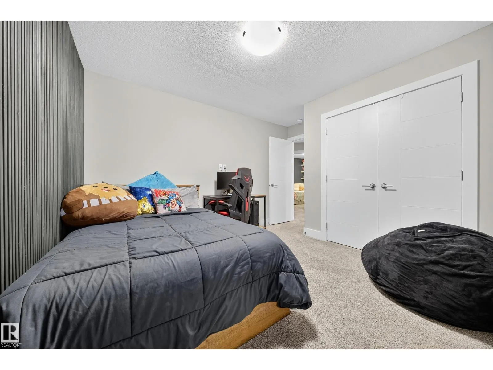 5553 POIRIER WY