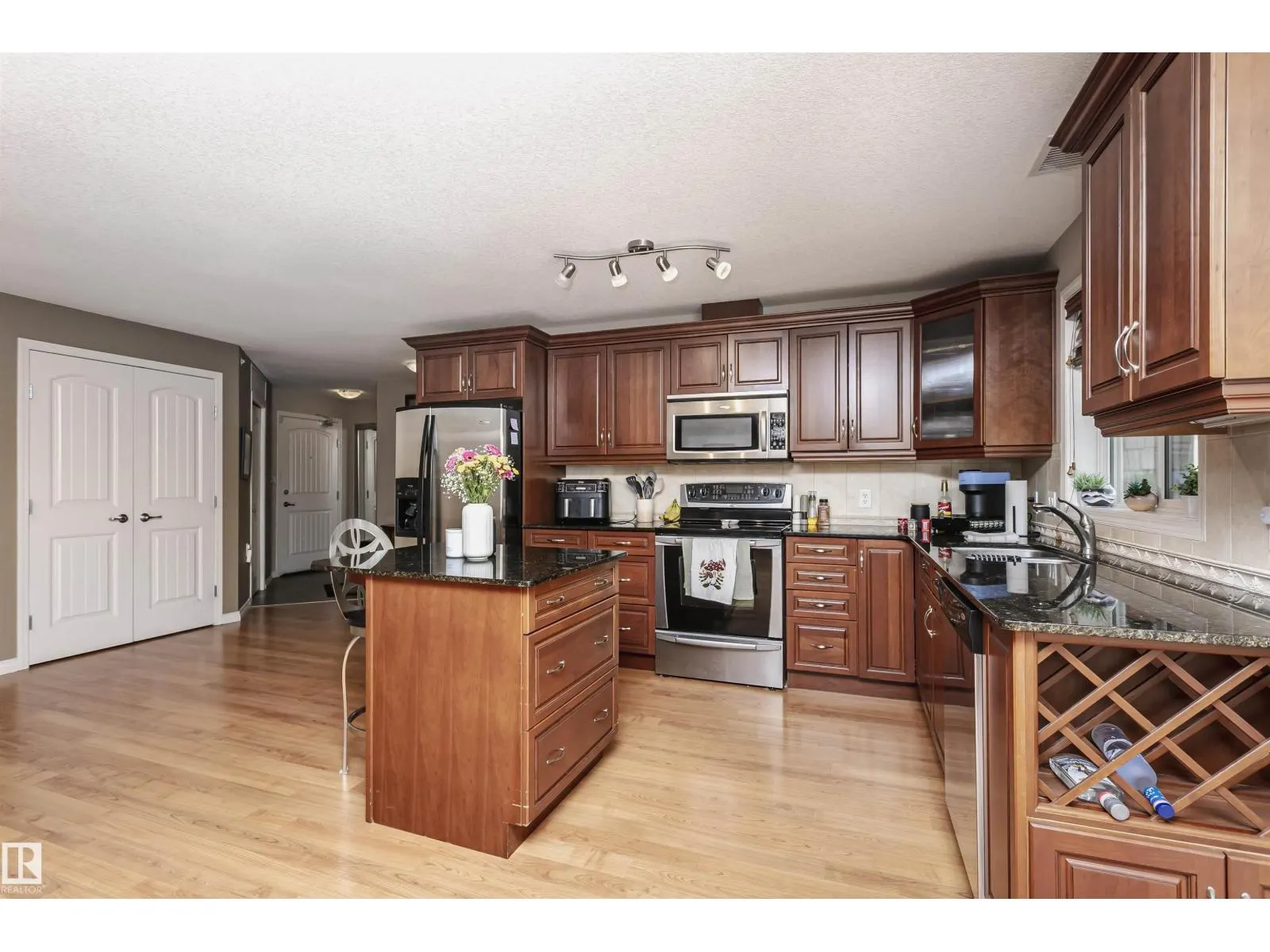 #433 2096 BLACKMUD CREEK DR SW
