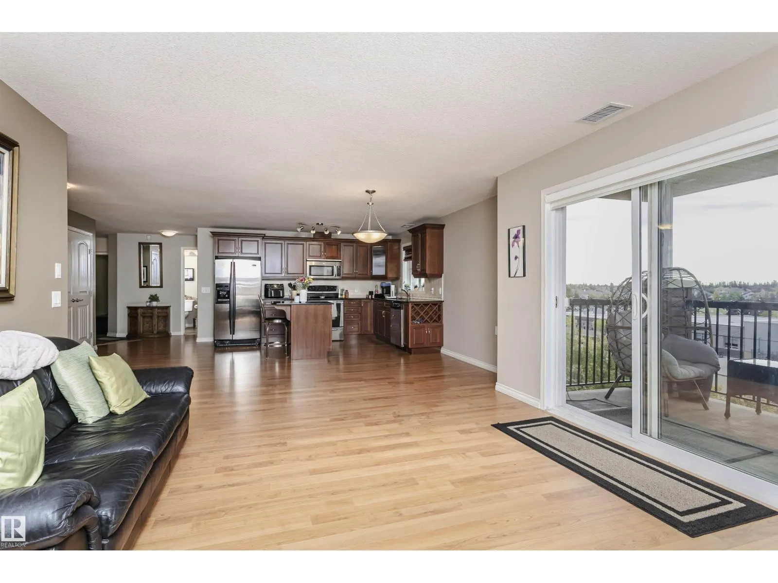 #433 2096 BLACKMUD CREEK DR SW