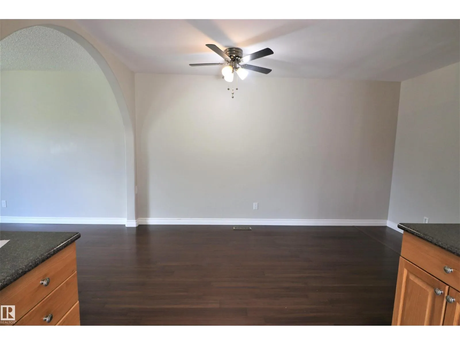 4317 54 ST