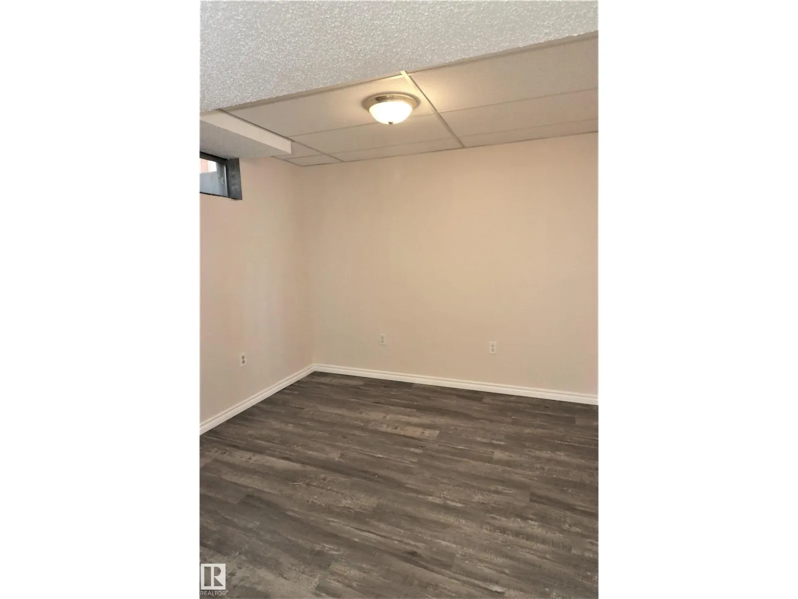 4317 54 ST