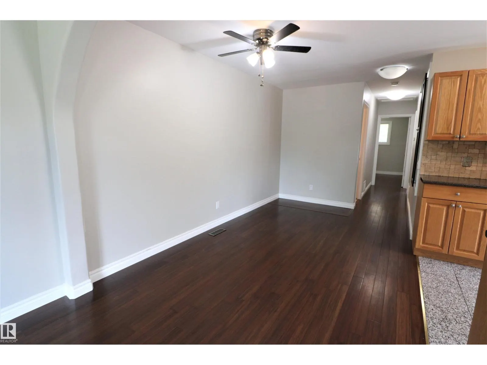 4317 54 ST