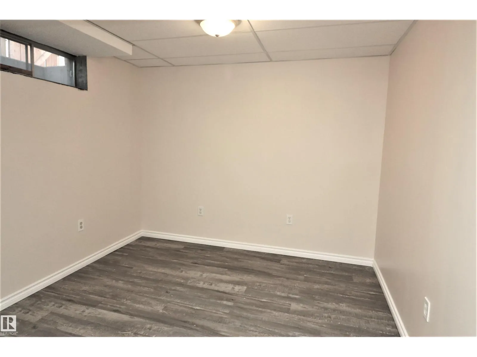 4317 54 ST