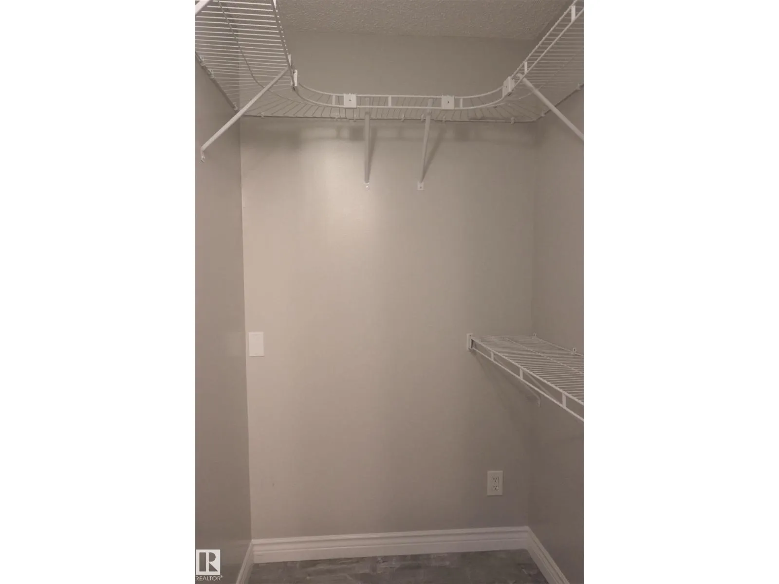 4317 54 ST