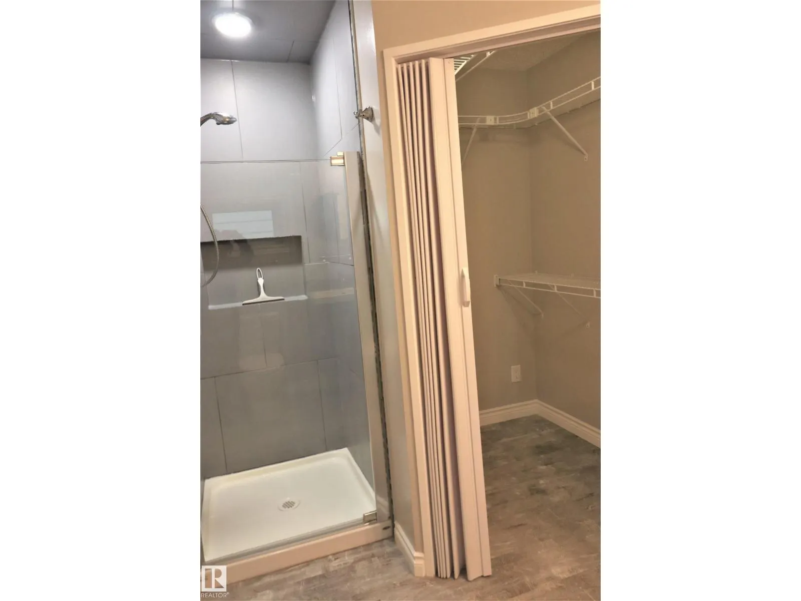 4317 54 ST