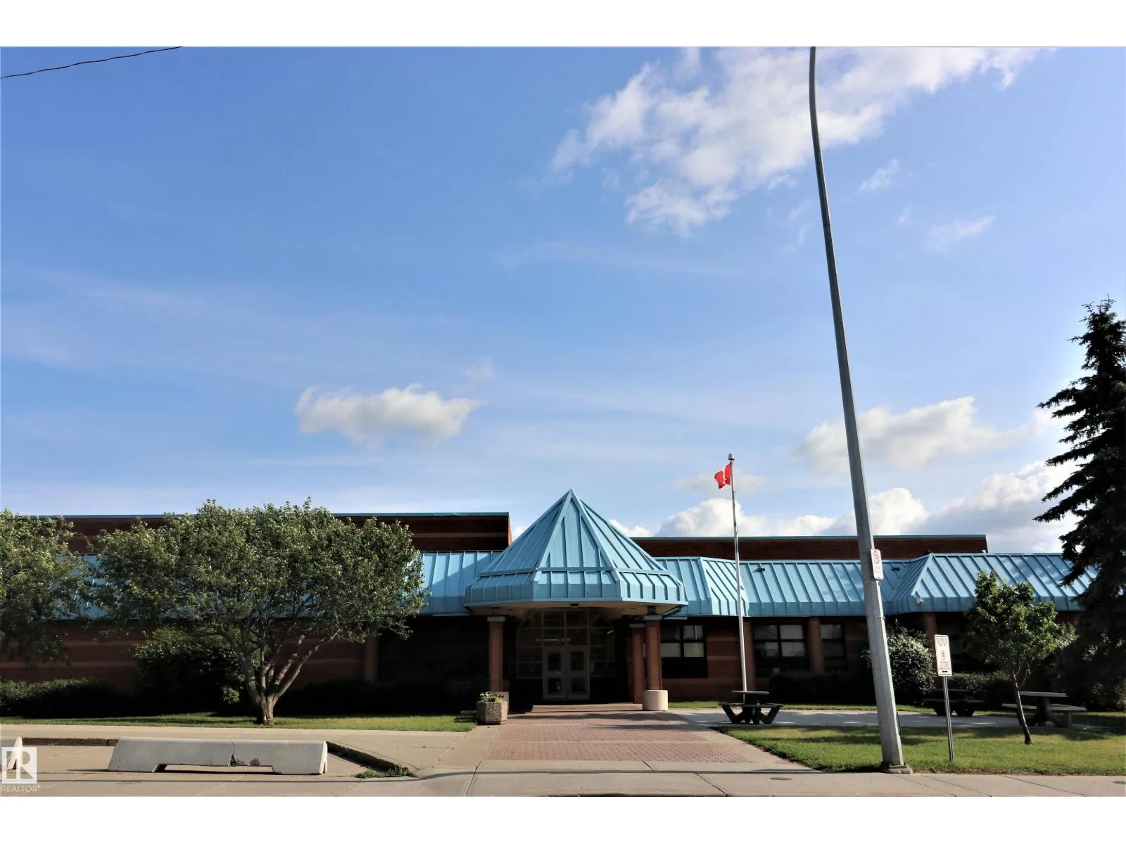 4317 54 ST