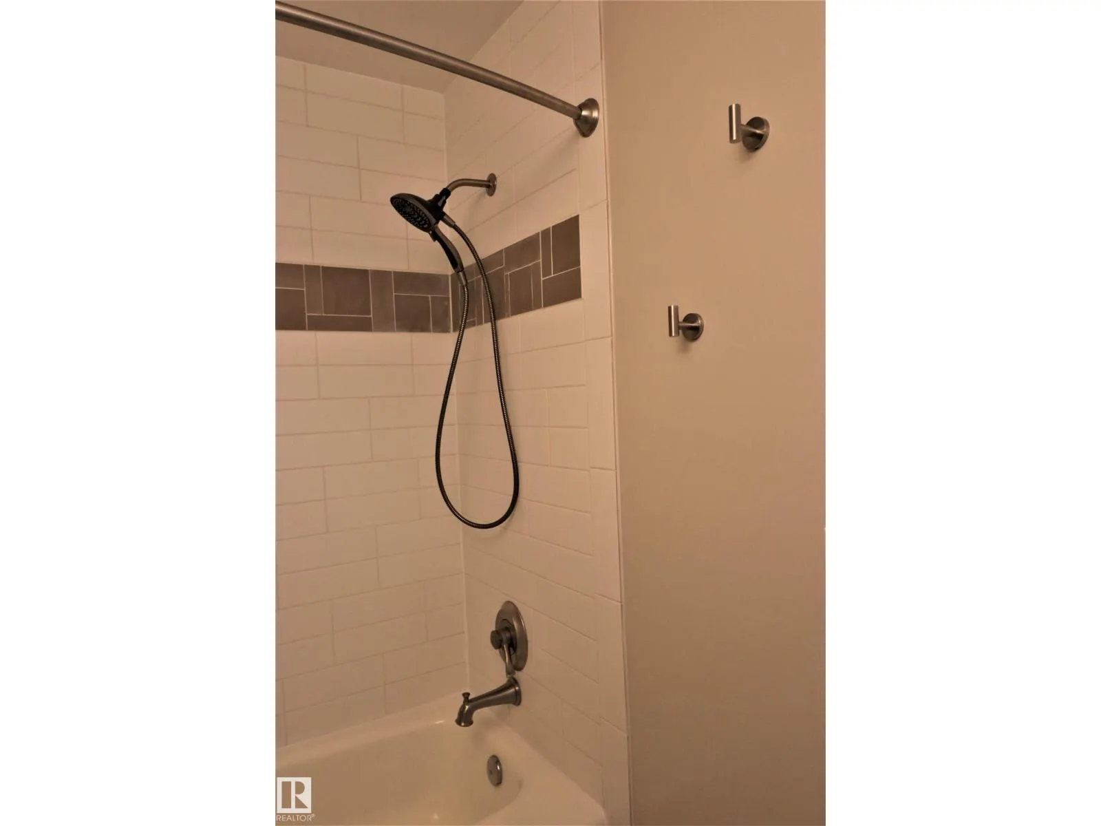 4317 54 ST