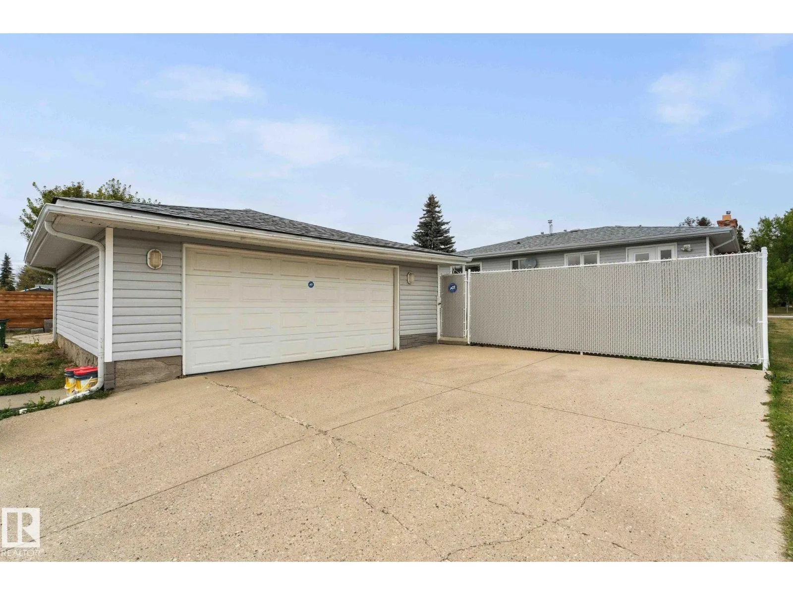 303 KNOTTWOOD RD N NW