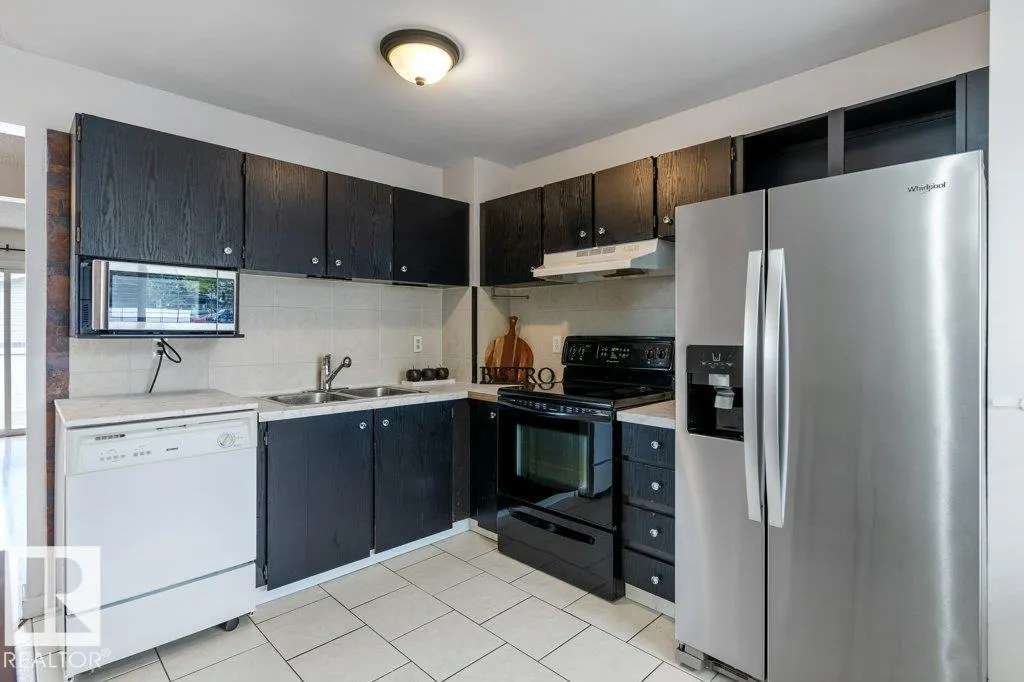 #23 100 WESTRIDGE CR