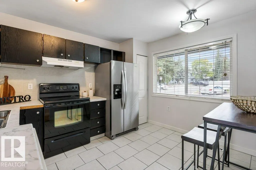 #23 100 WESTRIDGE CR