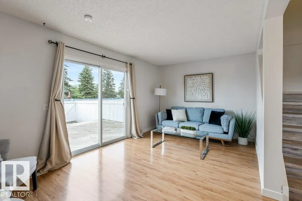 #23 100 WESTRIDGE CR