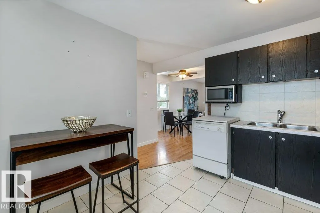 #23 100 WESTRIDGE CR