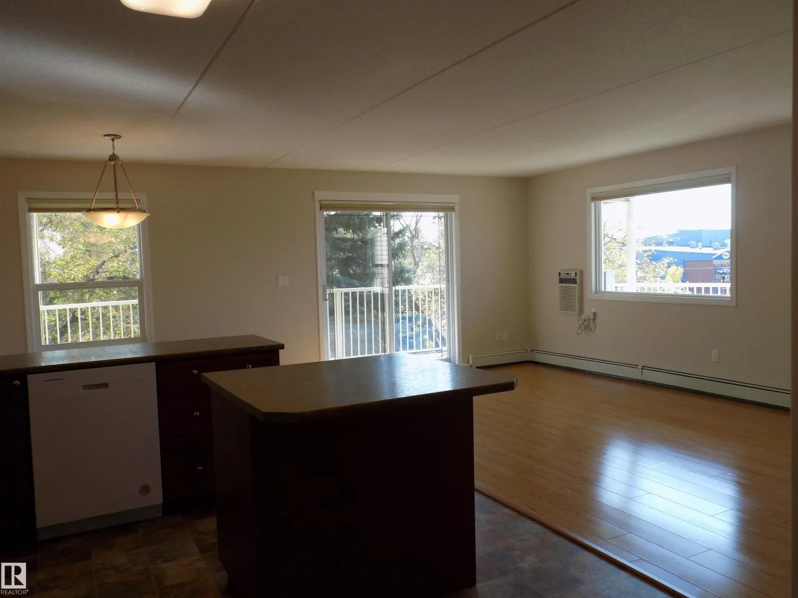 #304 4707 51 AVENUE