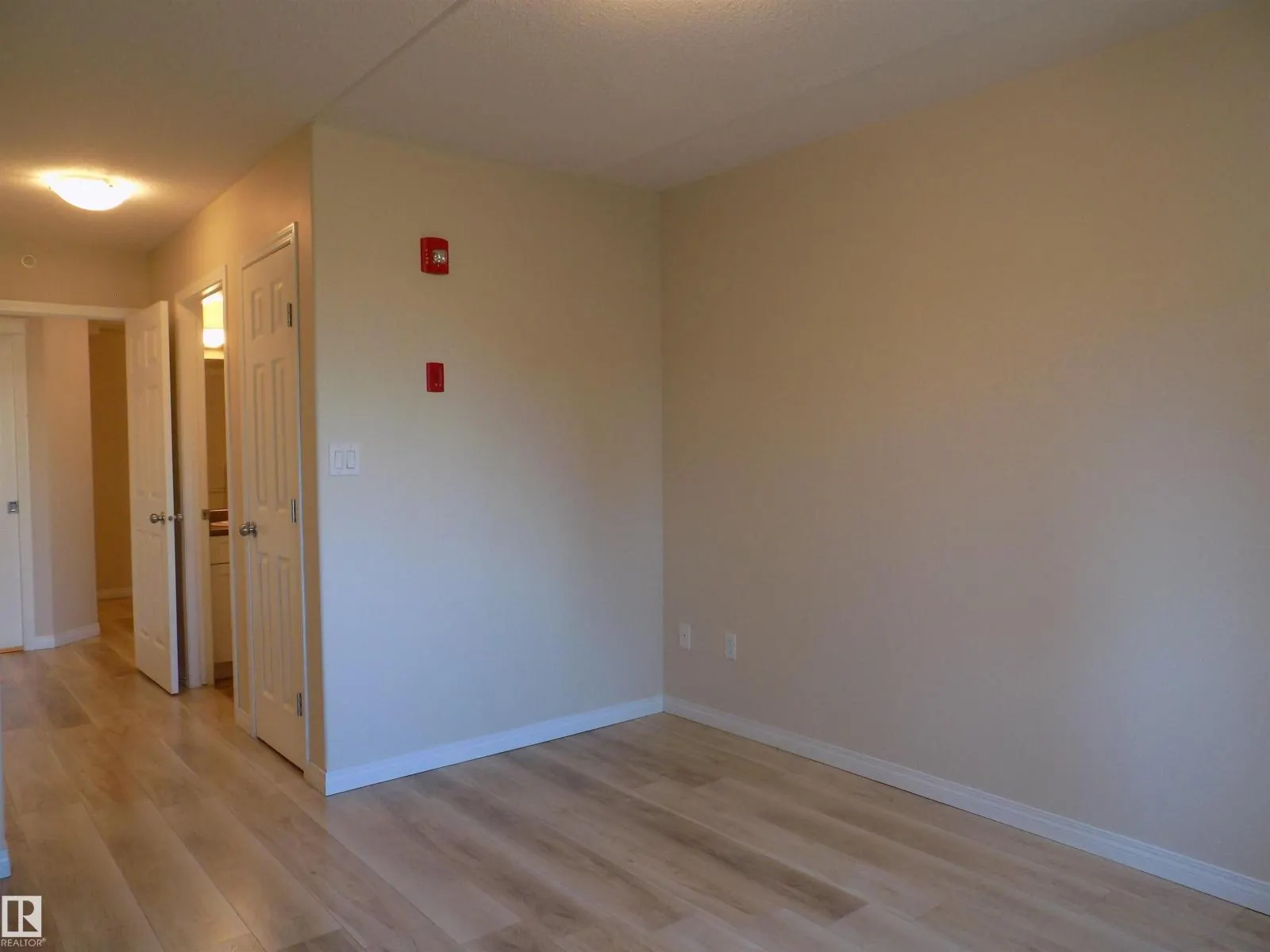 #304 4707 51 AVENUE