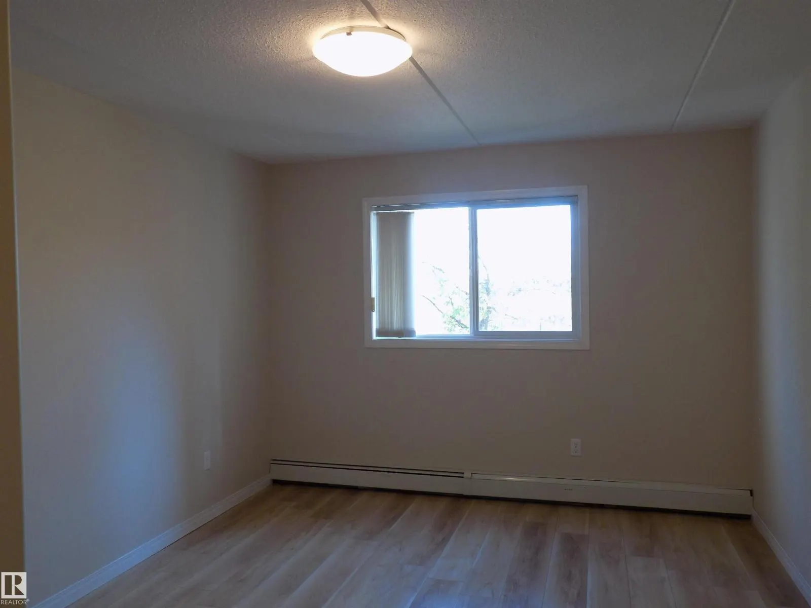 #304 4707 51 AVENUE
