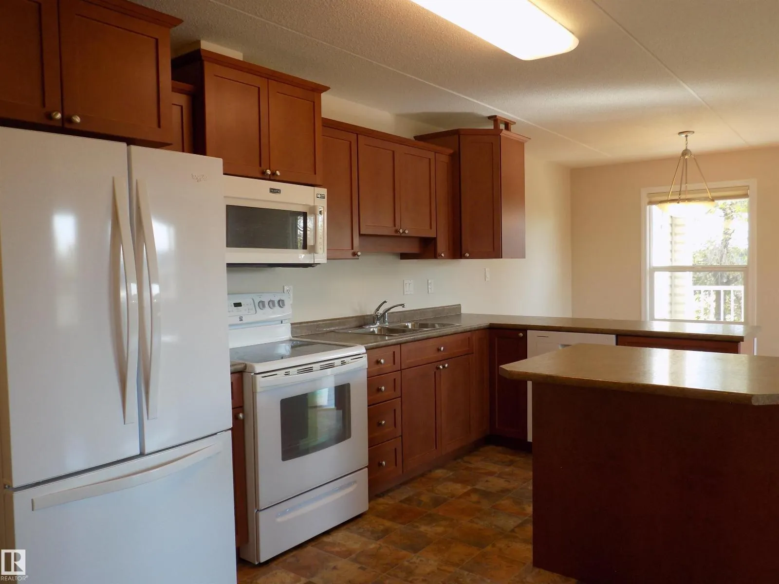 #304 4707 51 AVENUE