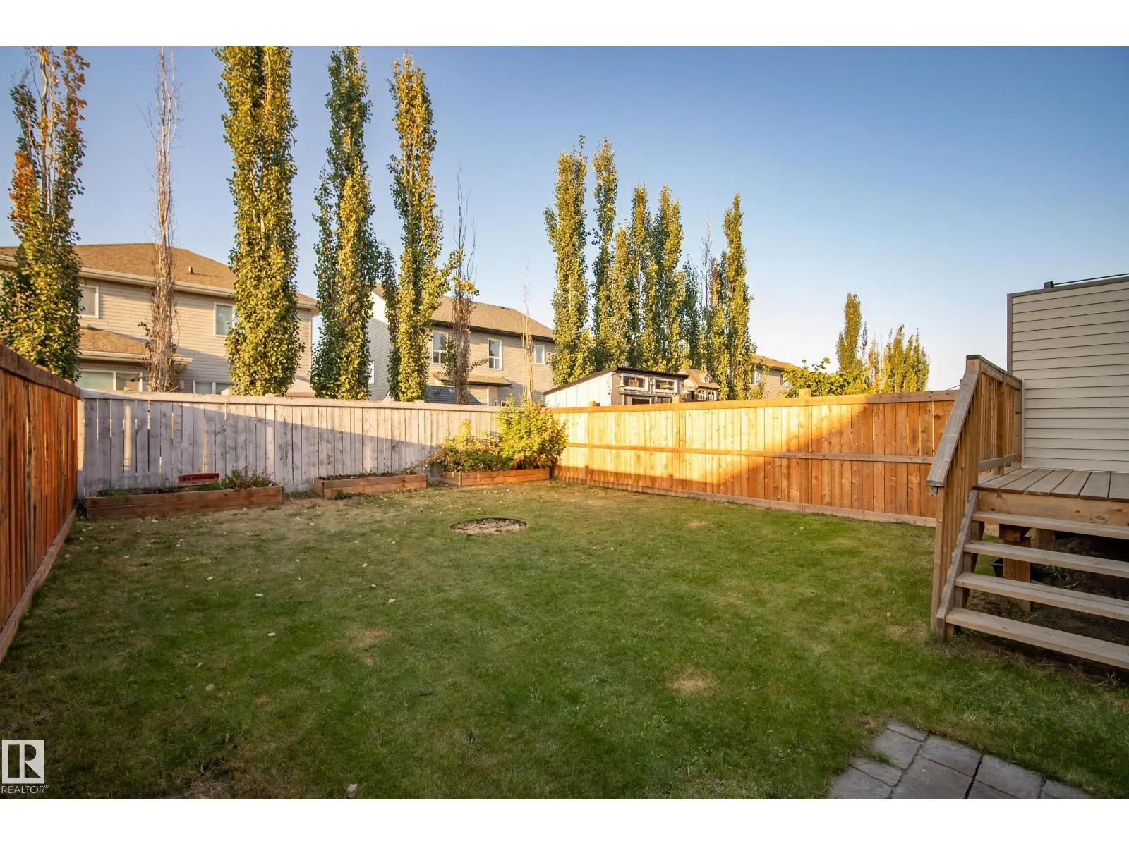 84 MEADOWLAND CR