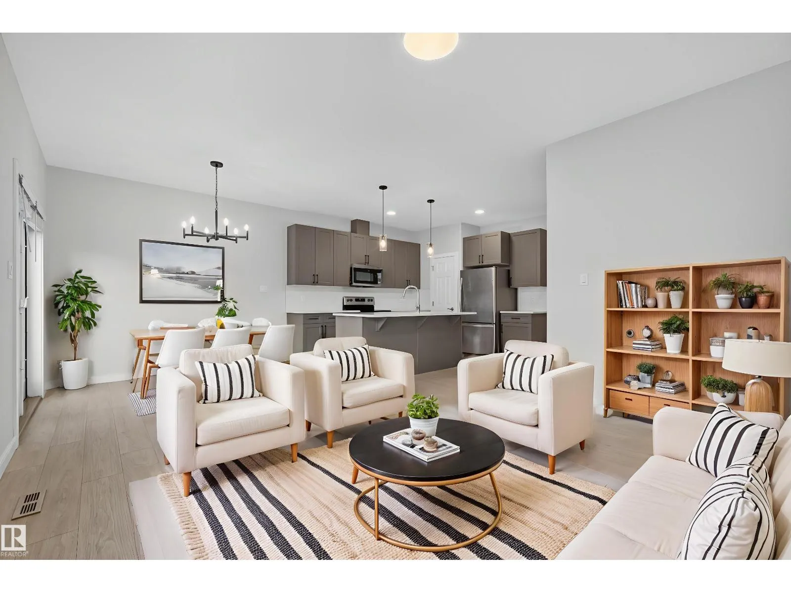 84 MEADOWLAND CR