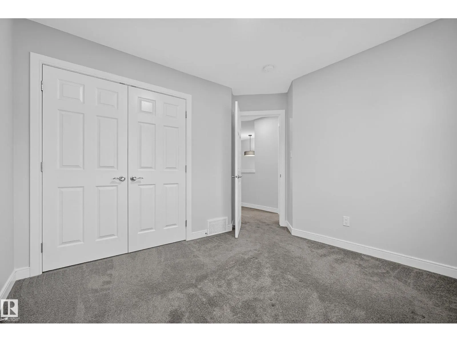 84 MEADOWLAND CR