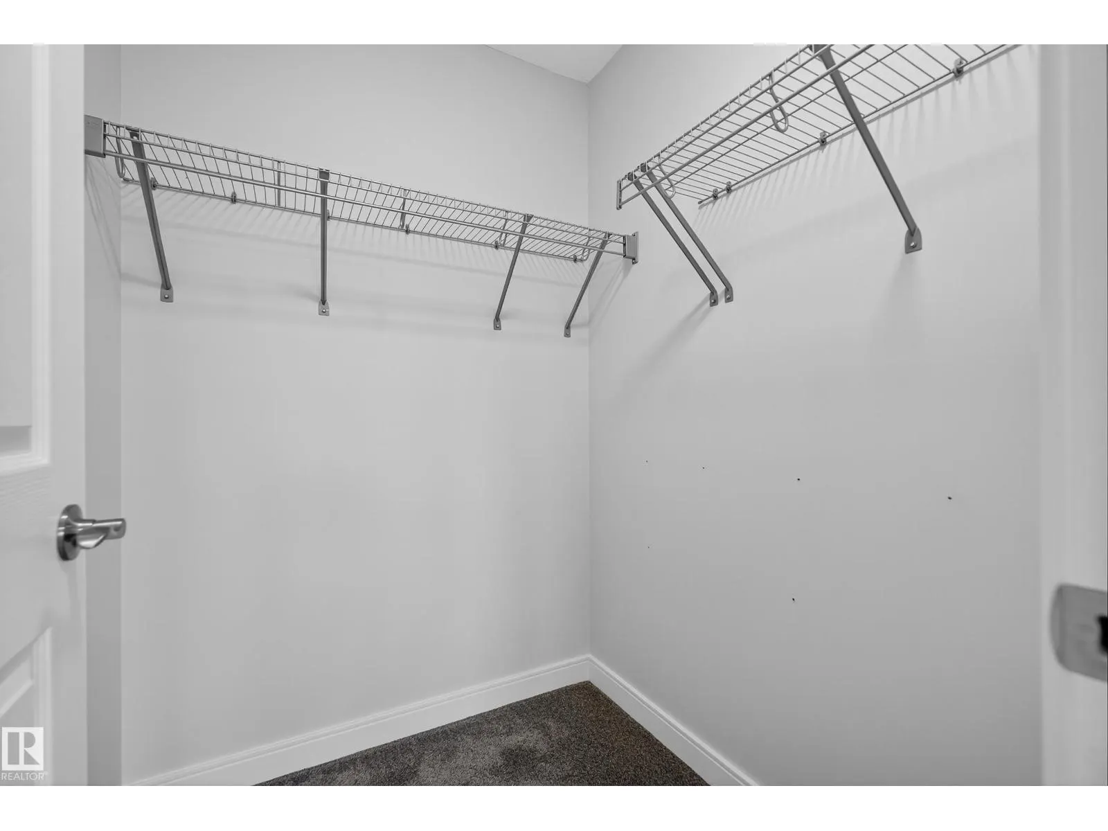 84 MEADOWLAND CR