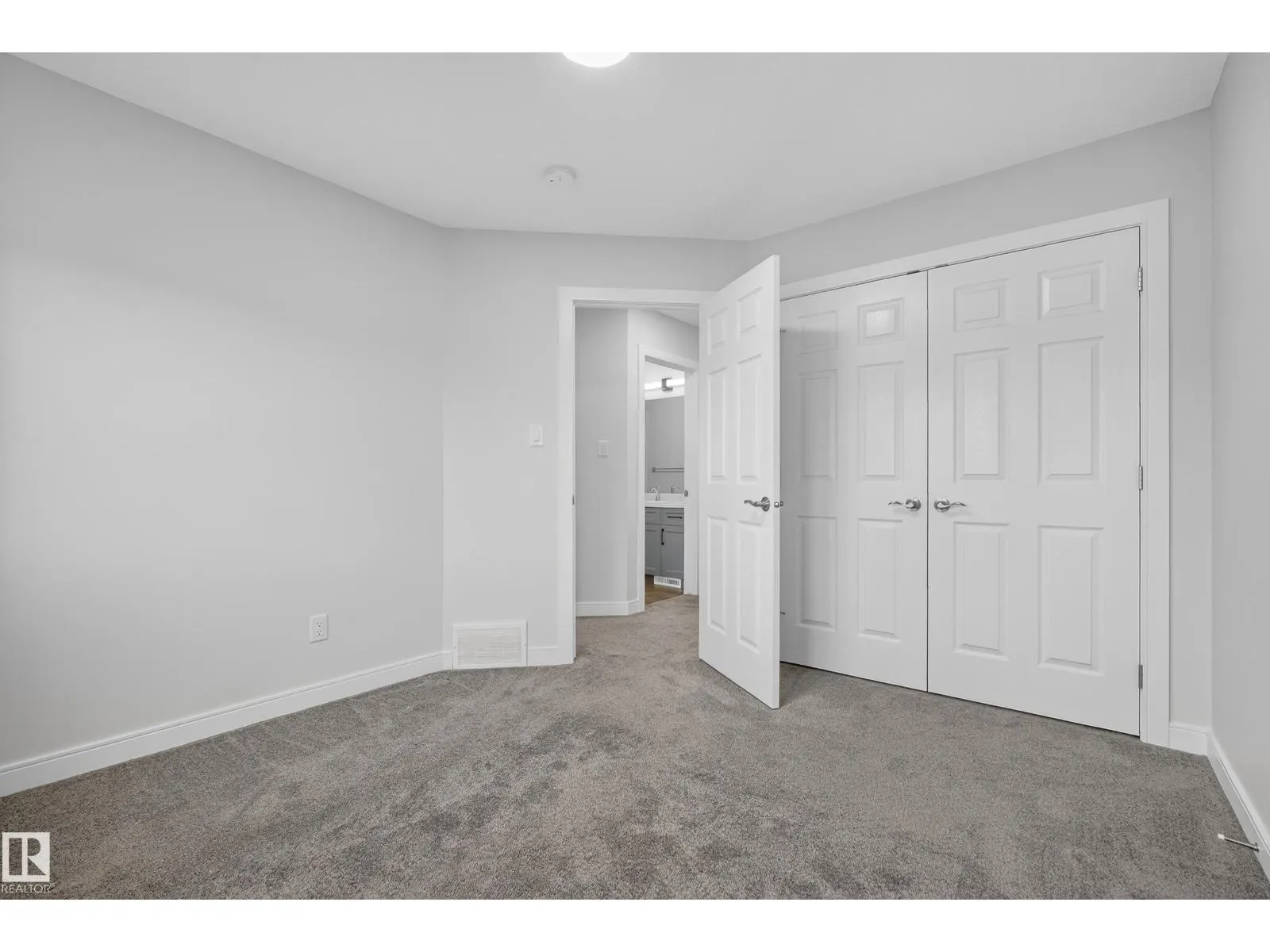 84 MEADOWLAND CR