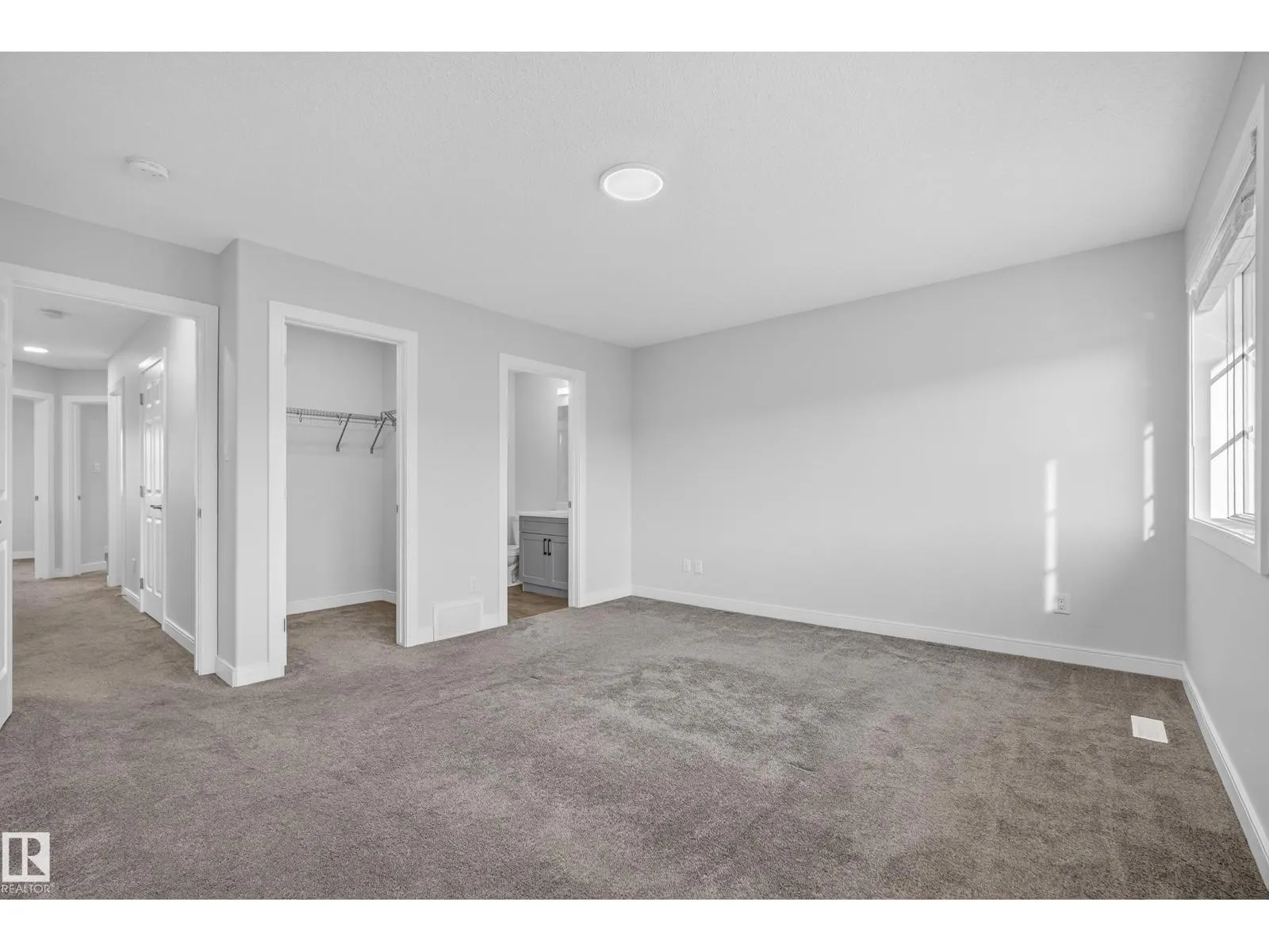 84 MEADOWLAND CR