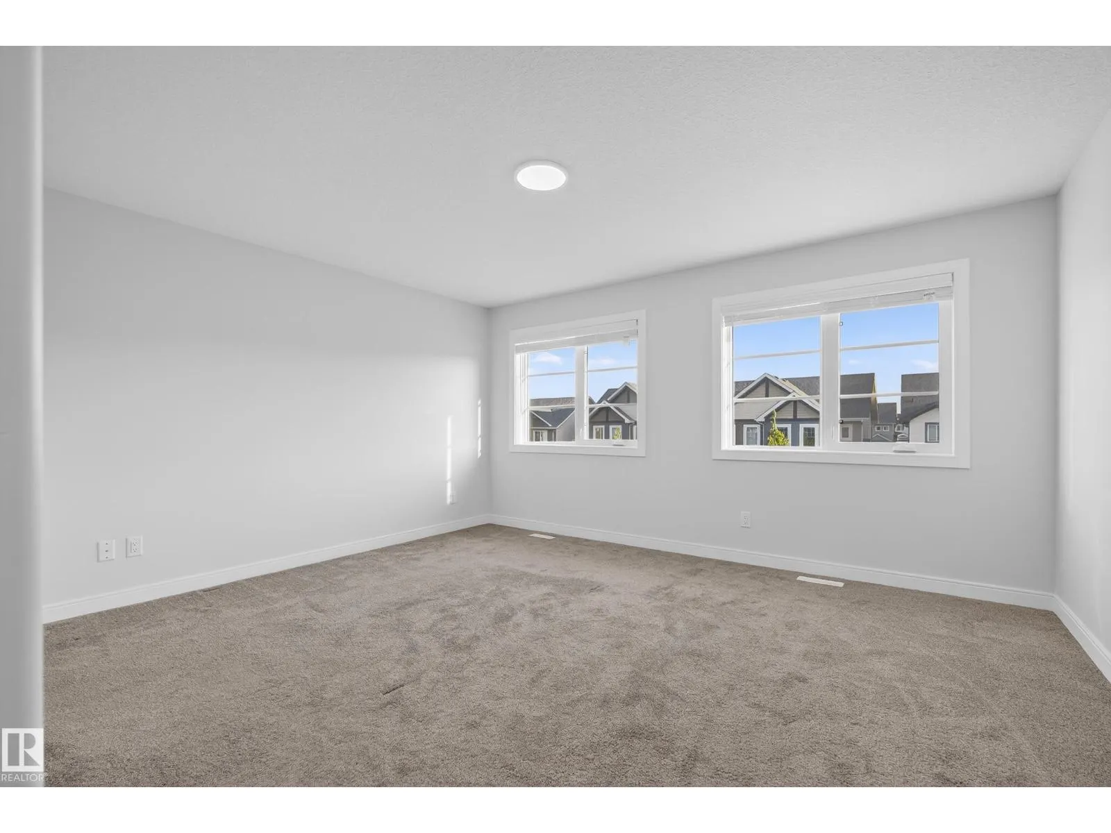 84 MEADOWLAND CR