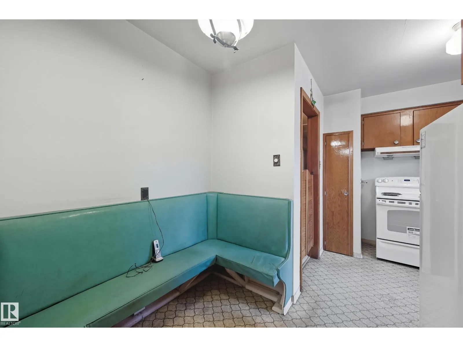 10907 149 ST NW