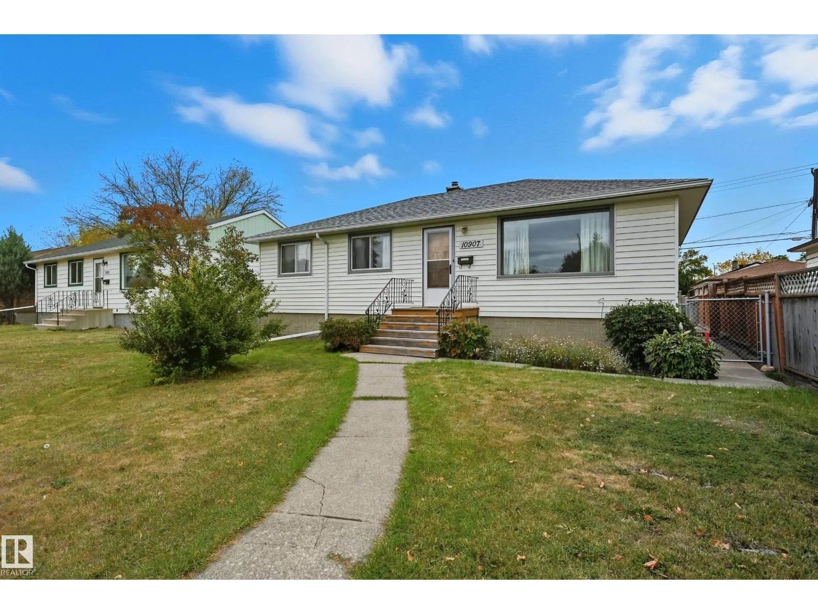 10907 149 ST NW