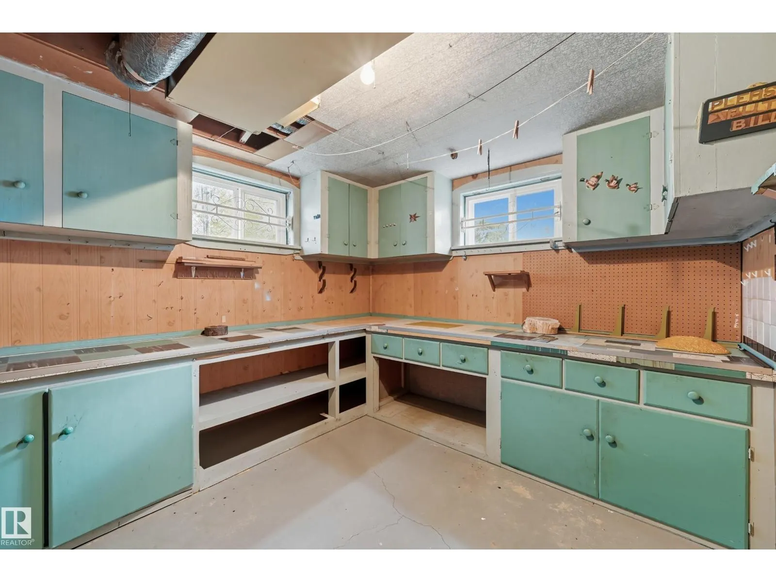 10907 149 ST NW