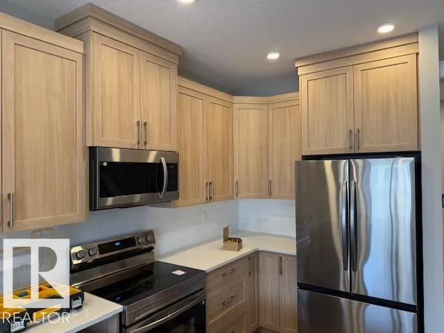 18113 74 ST NW