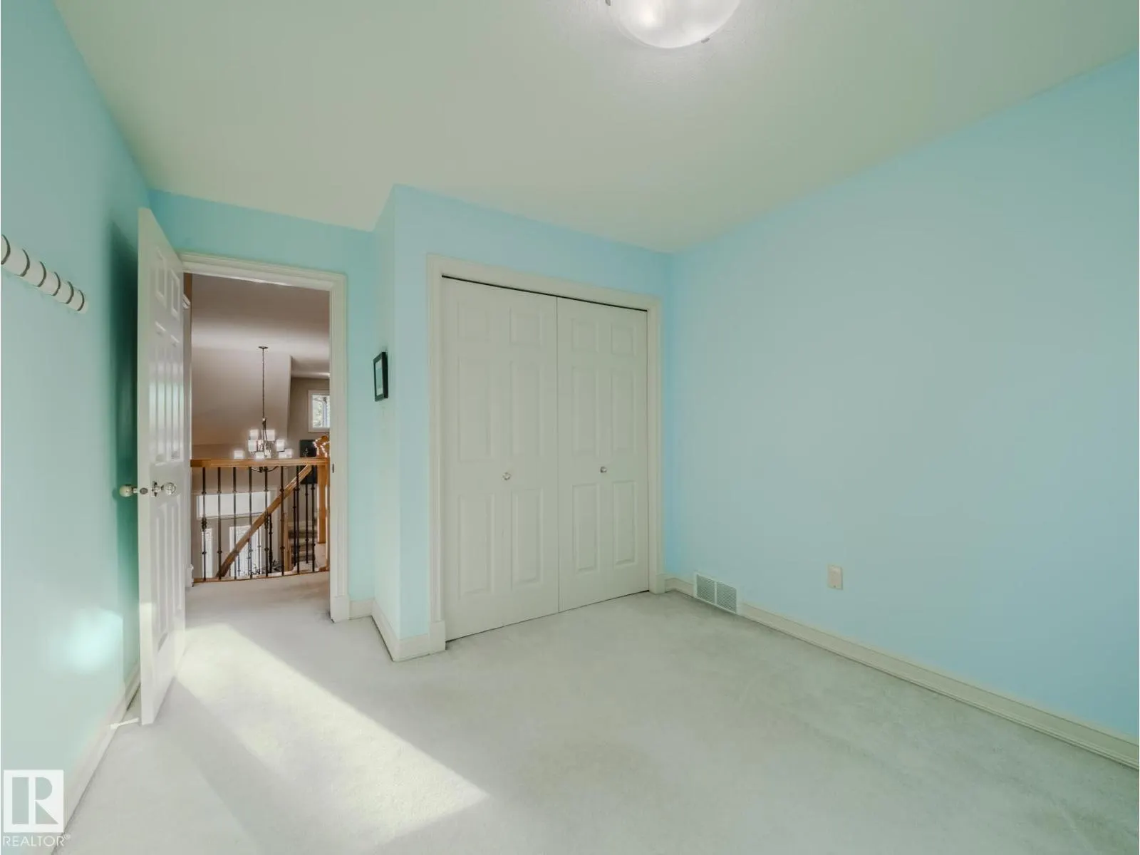 13 HERITAGE LAKE WY