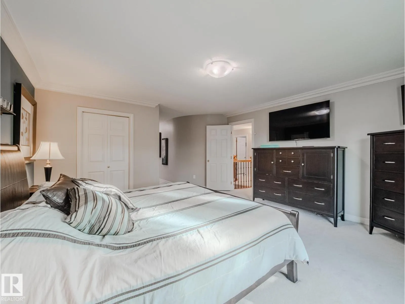 13 HERITAGE LAKE WY