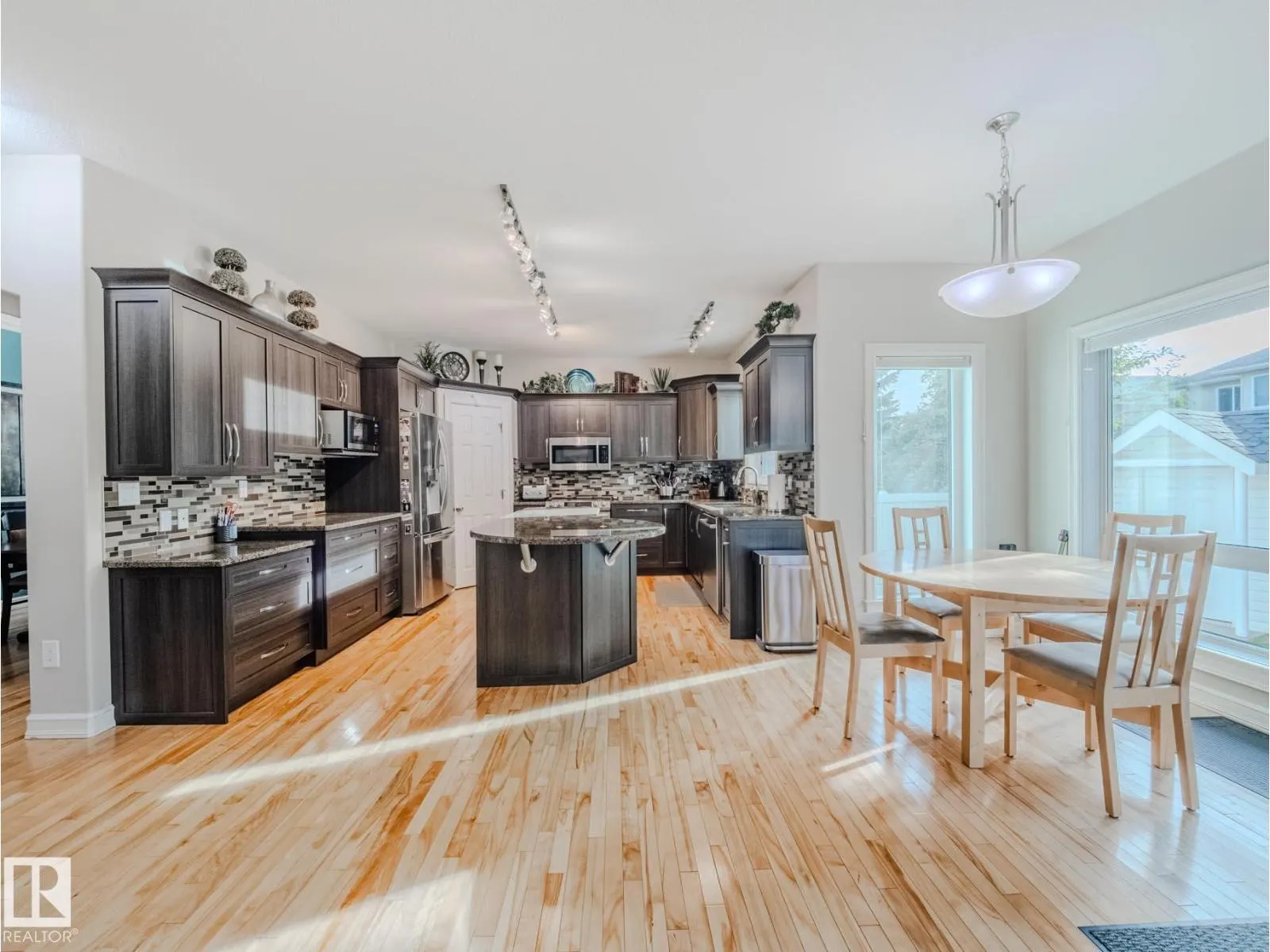 13 HERITAGE LAKE WY