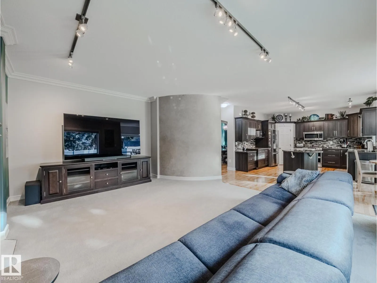 13 HERITAGE LAKE WY