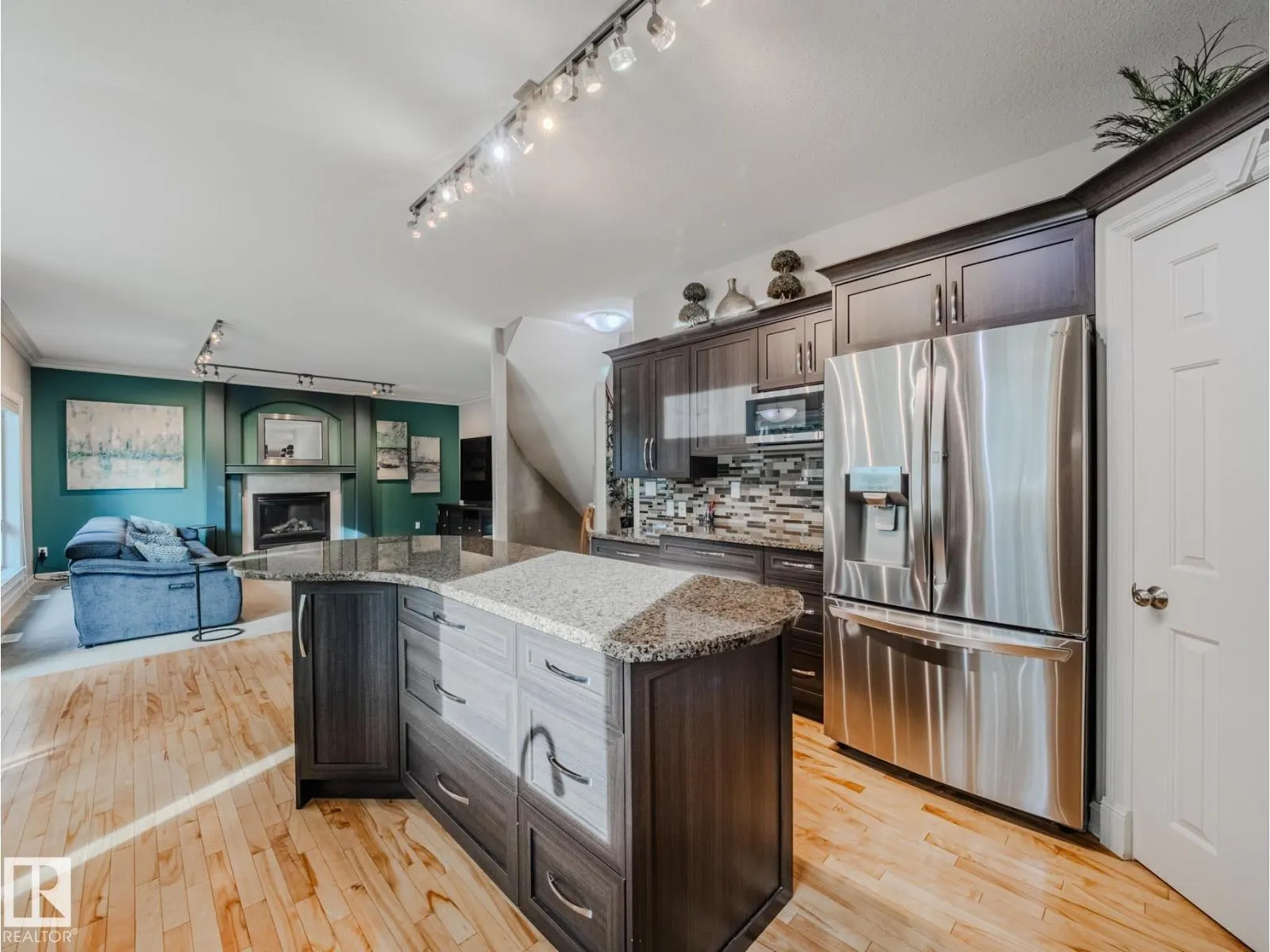 13 HERITAGE LAKE WY