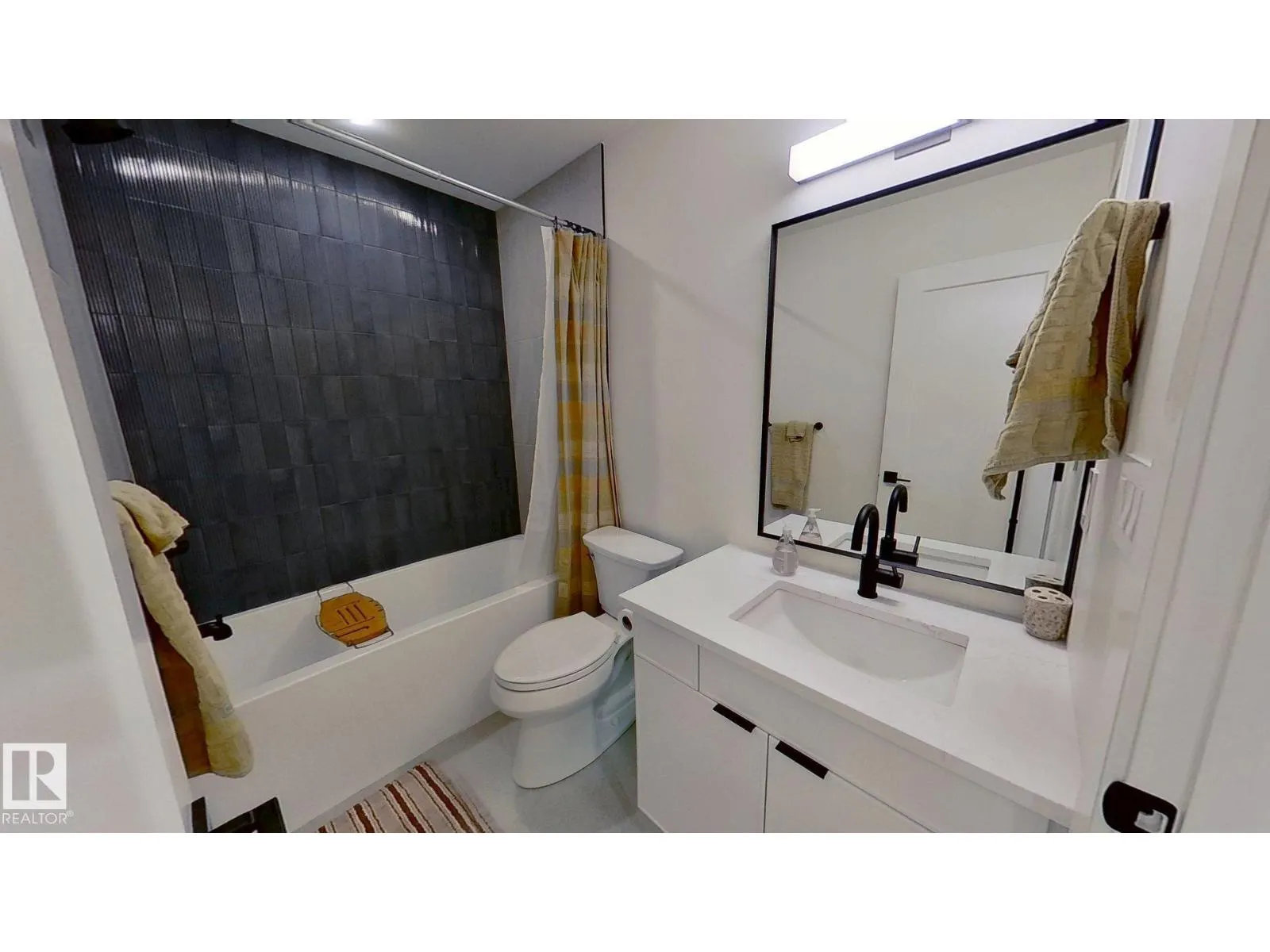 11308 128 ST NW