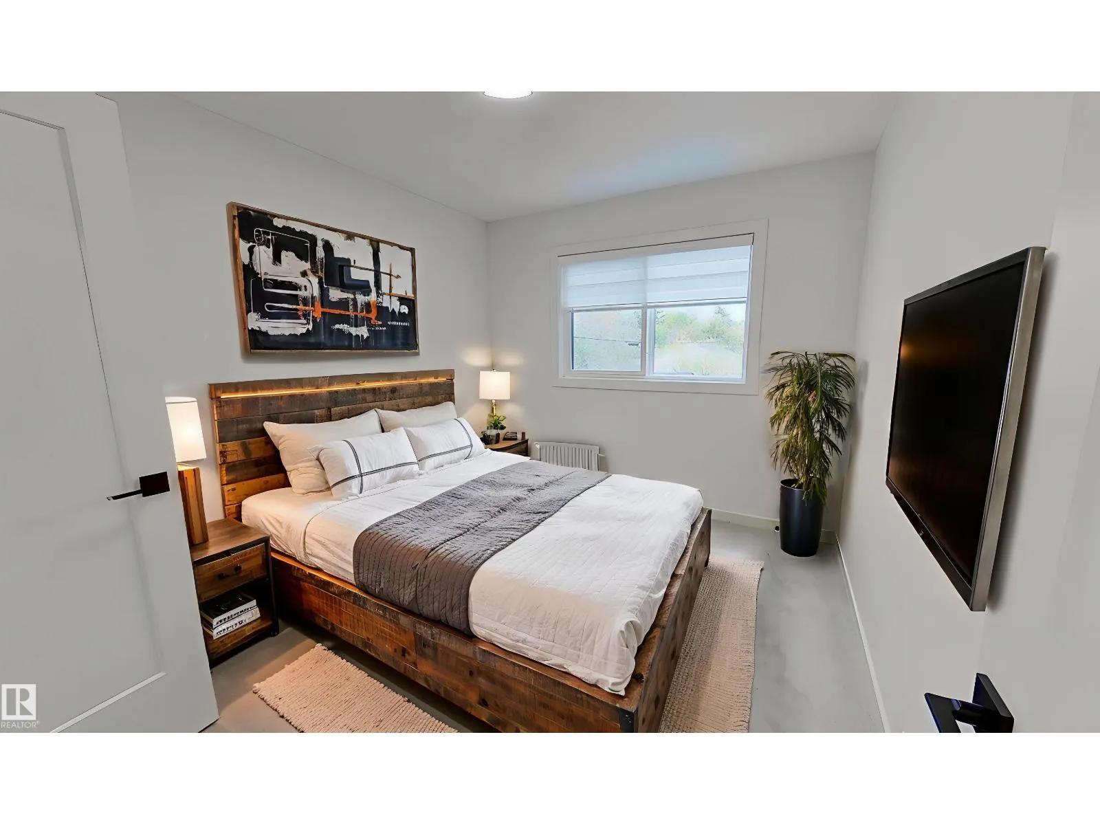 11308 128 ST NW