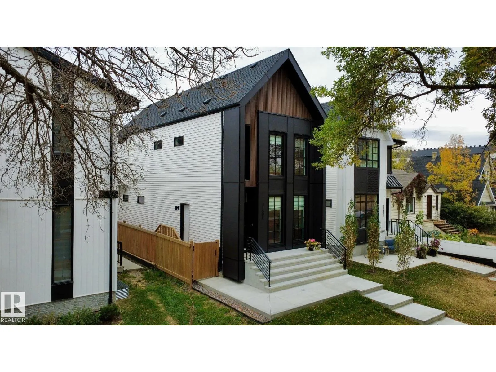 11308 128 ST NW