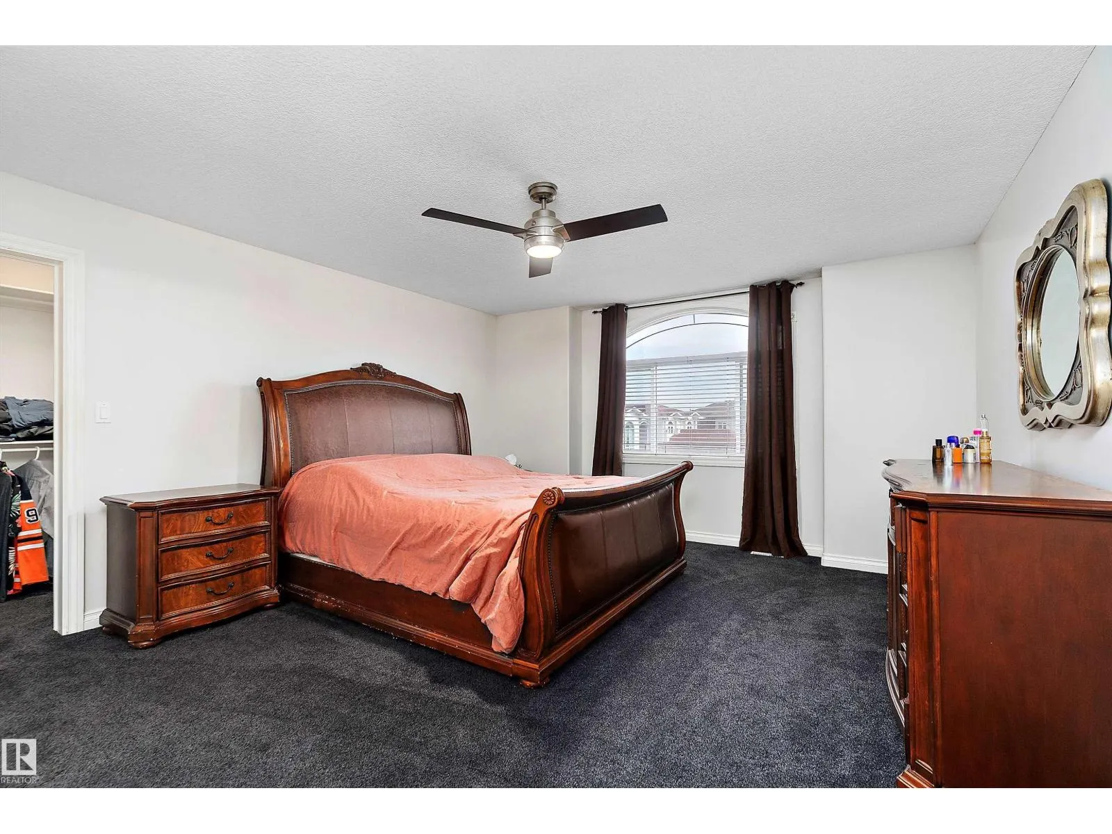 7326 166A AV NW