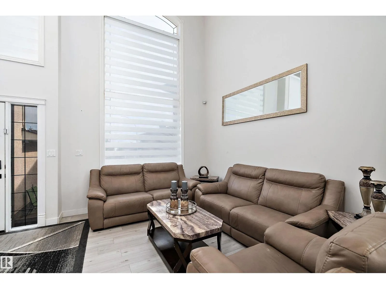 7326 166A AV NW