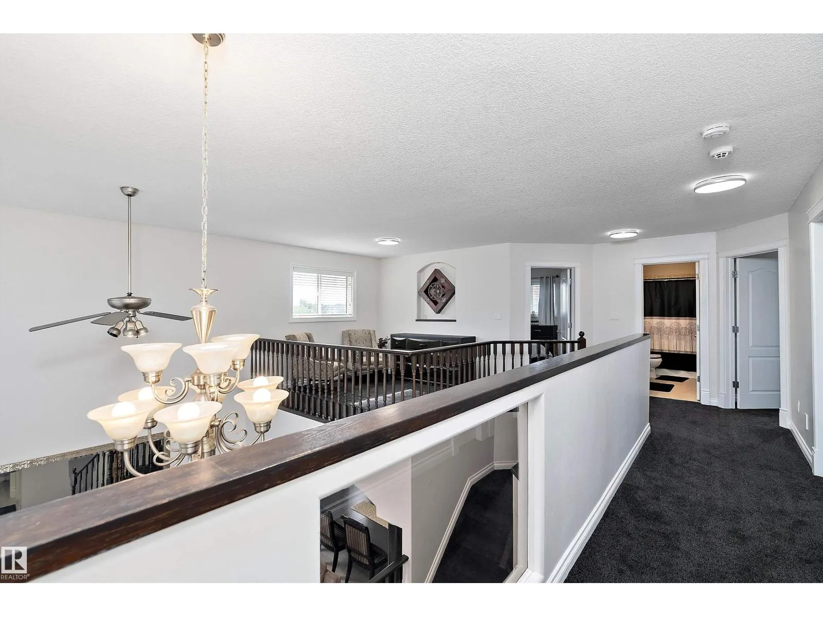 7326 166A AV NW