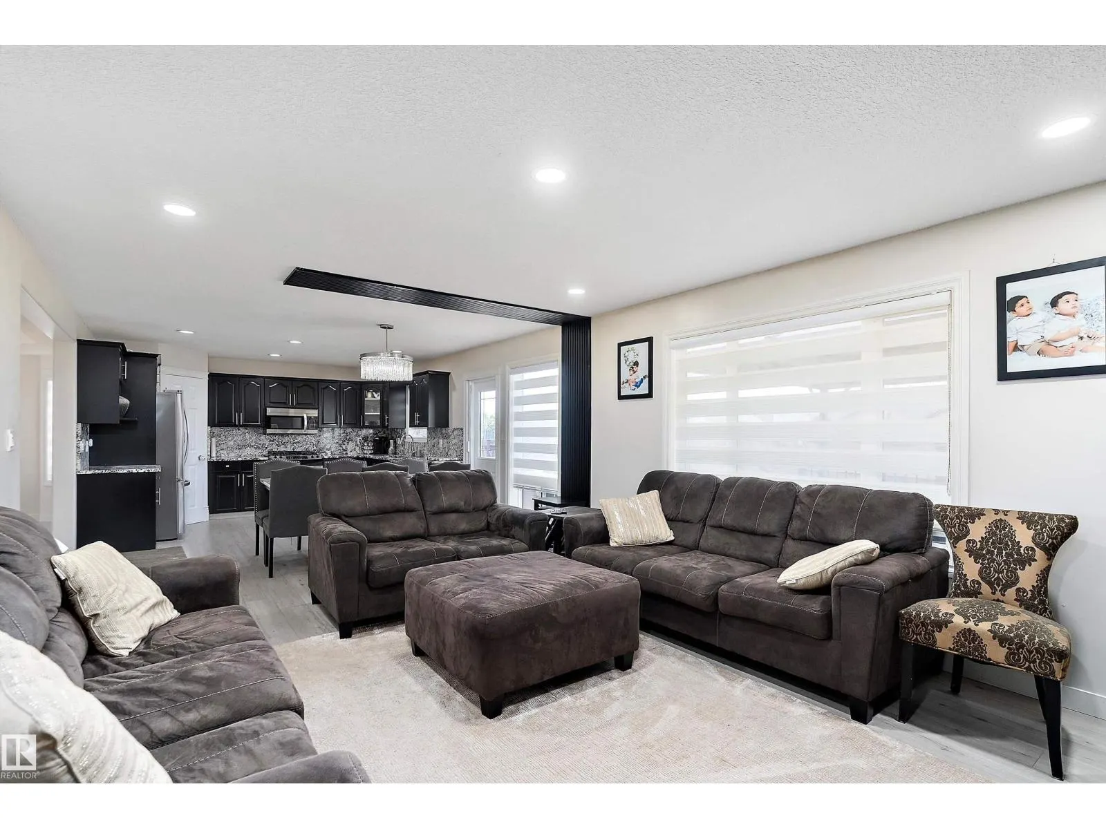 7326 166A AV NW