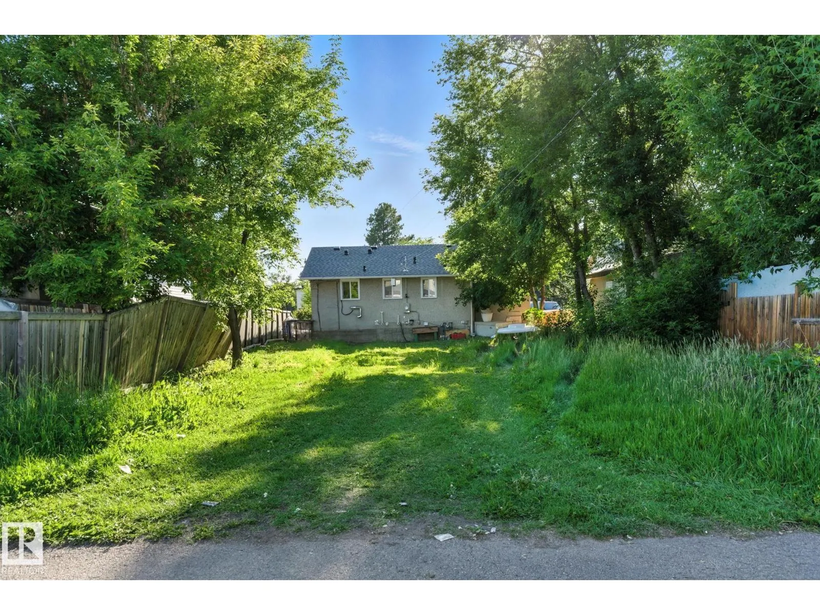 10505 154 ST NW