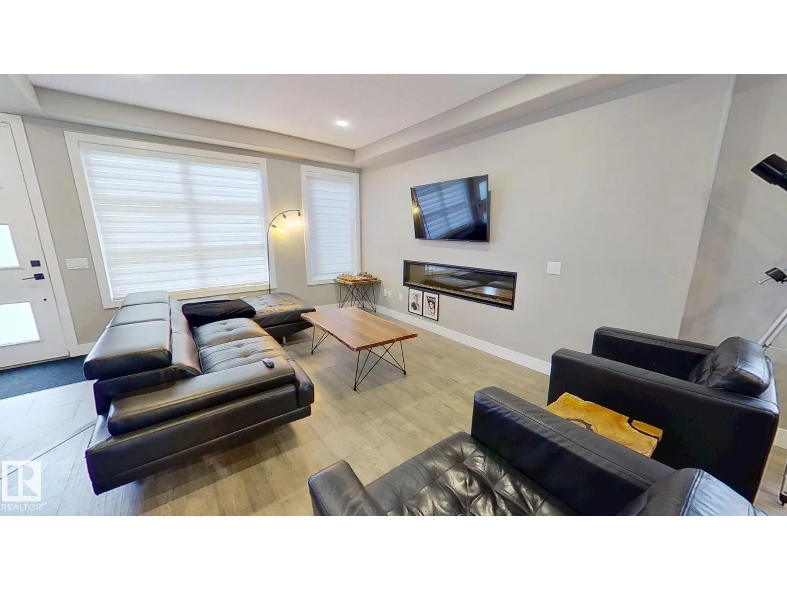 8809 148 ST NW