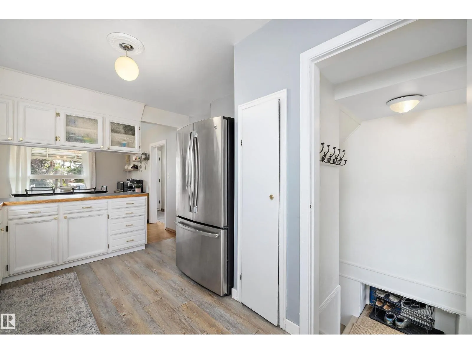 8006 75 ST NW